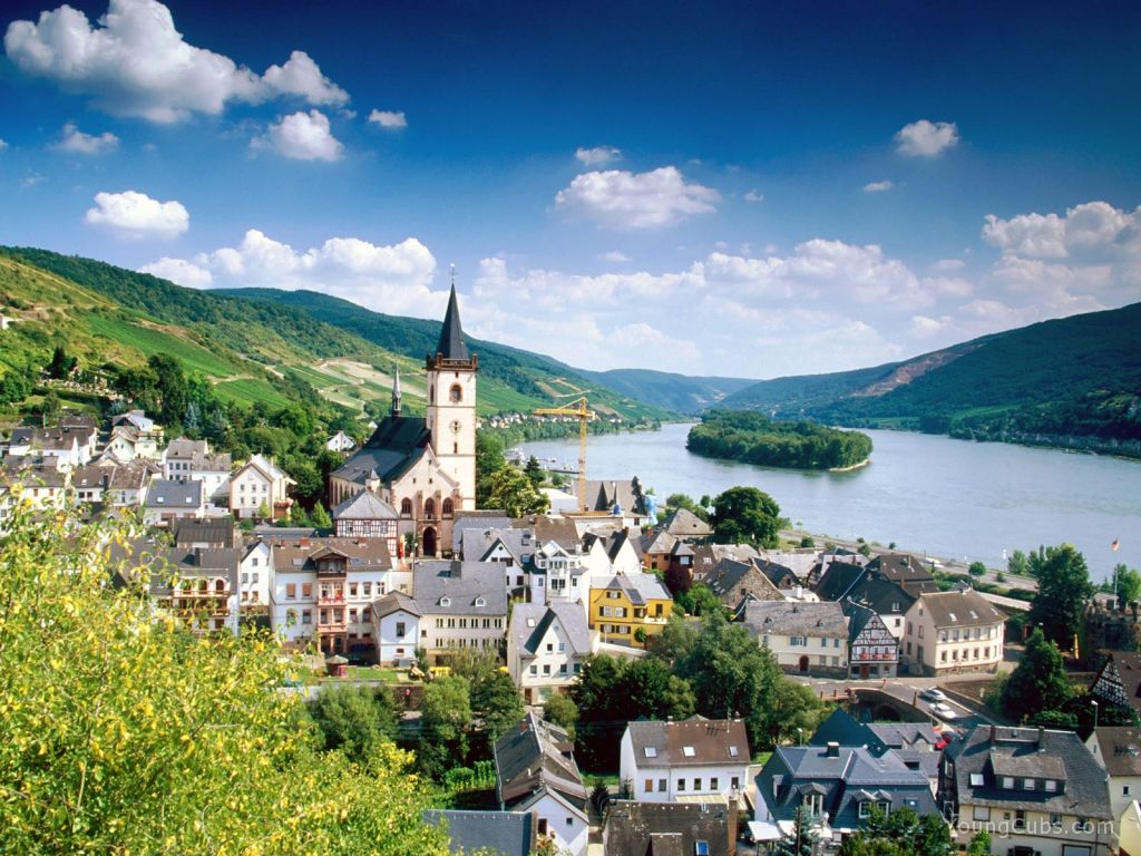 Lorch Village, Hesse, Rhine River, Germany
